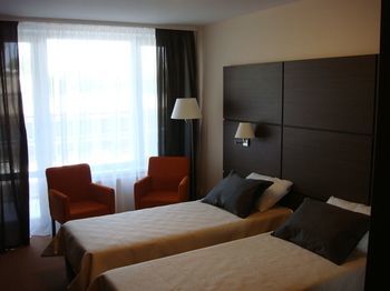Mirniy Hotel Odessa